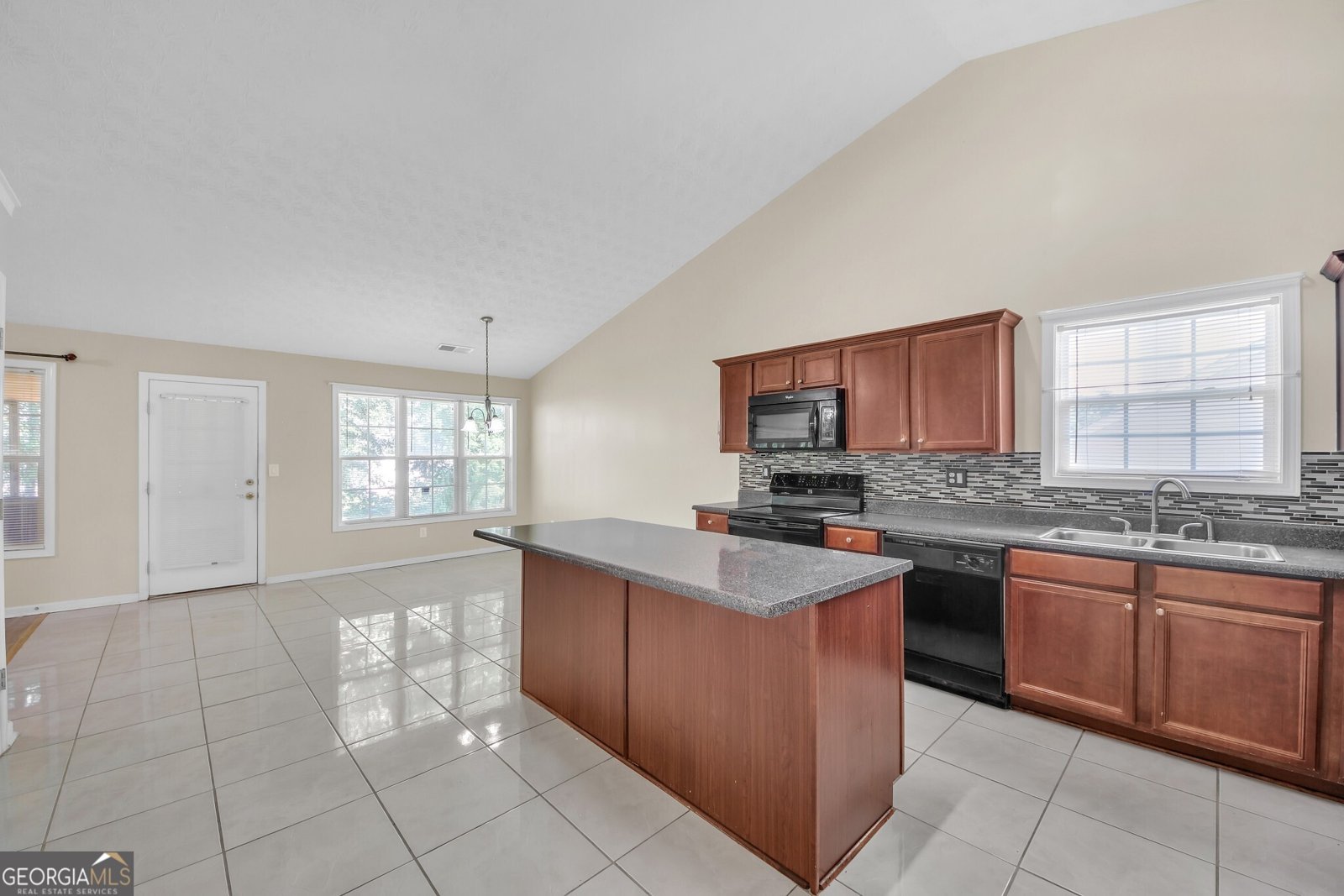 70 Prince Edward Way Covington - 7