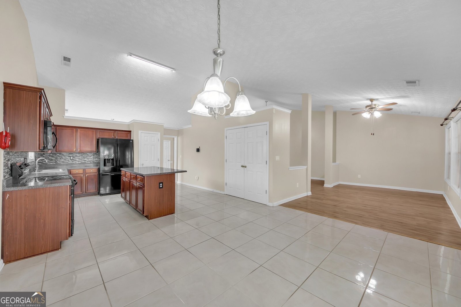 70 Prince Edward Way Covington - 8