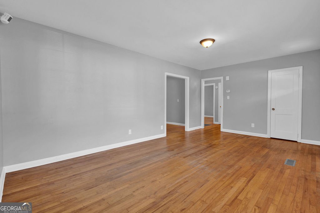 3160 Delowe Drive Atlanta - 19