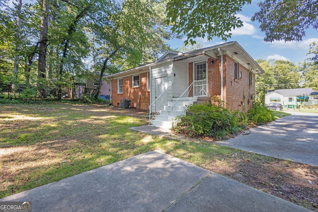 3160 Delowe Drive Atlanta - 27
