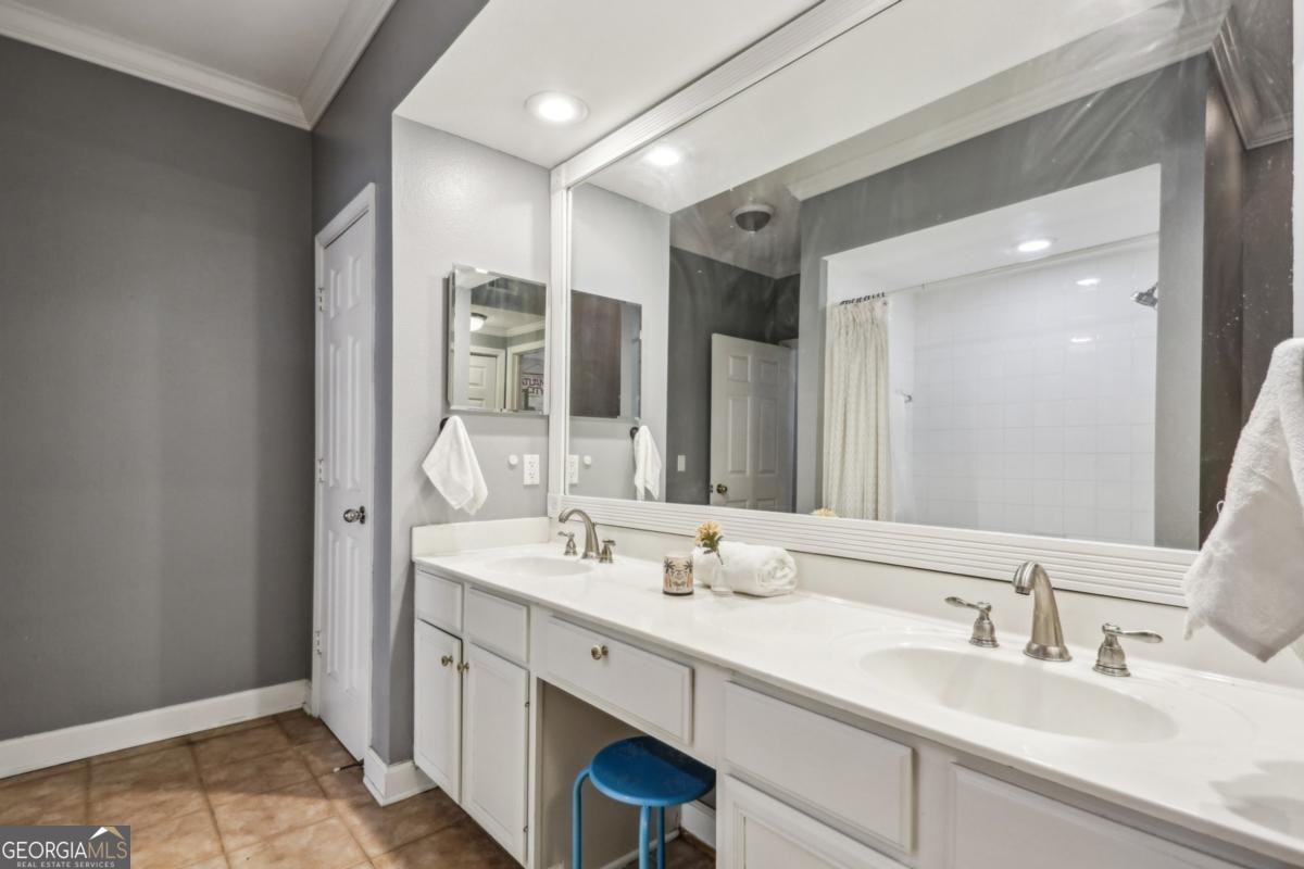 3777 Peachtree Road Atlanta - 22