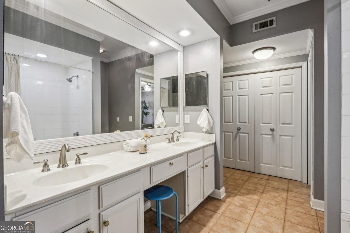 3777 Peachtree Road Atlanta - 23