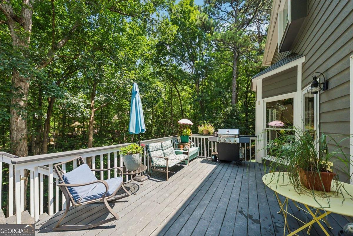 1518 Maplewood Court Woodstock - 13