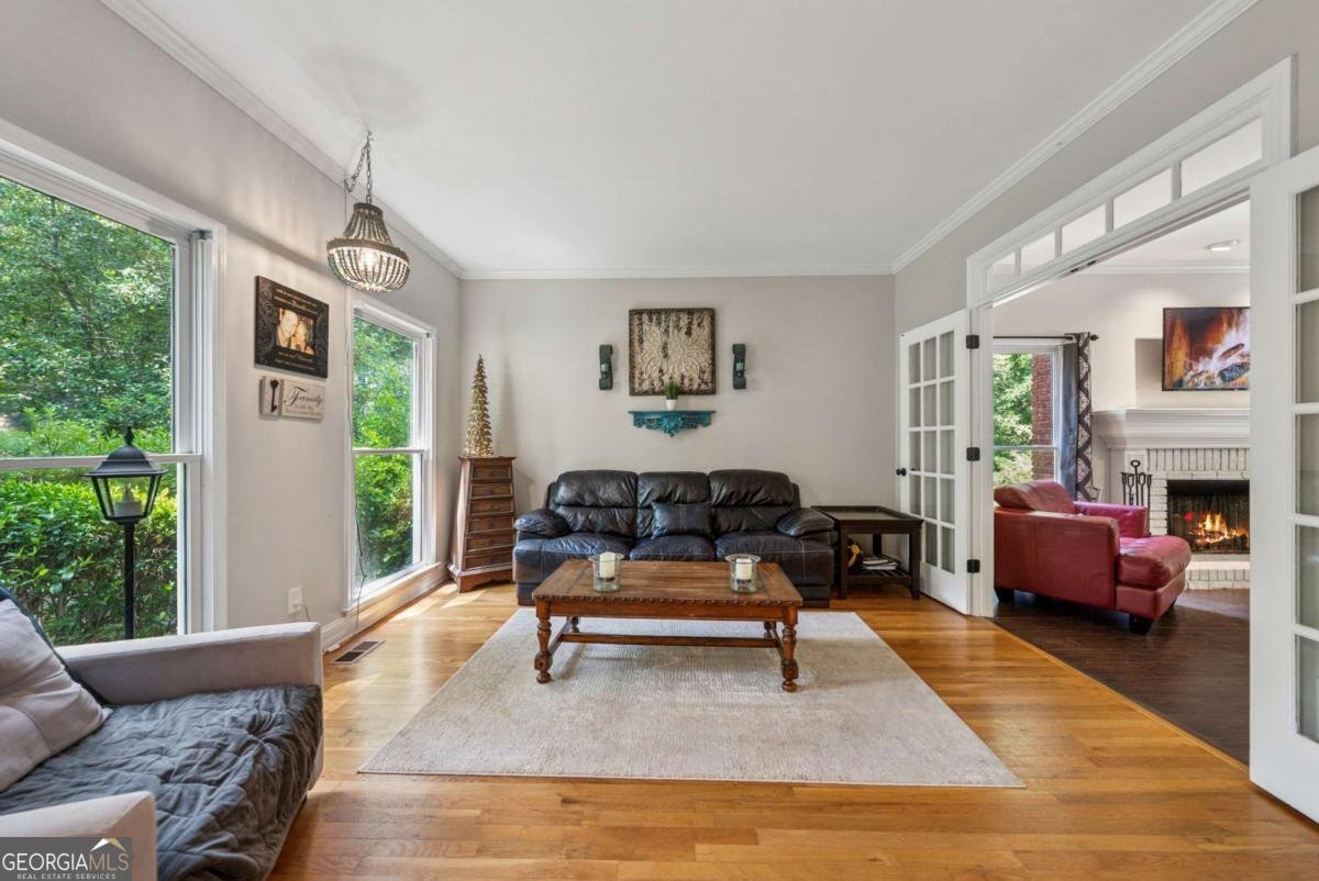1518 Maplewood Court Woodstock - 3