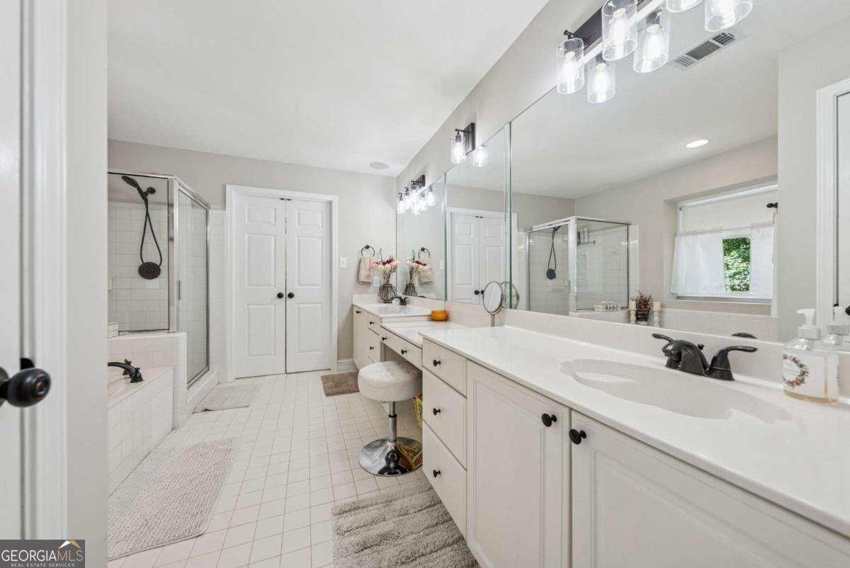 1518 Maplewood Court Woodstock - 9