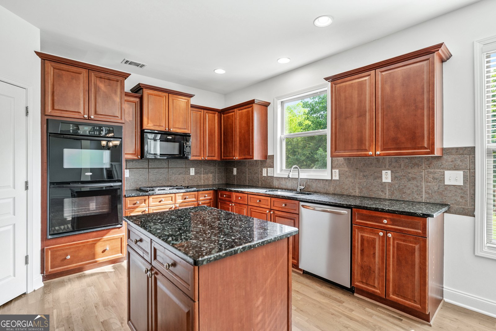 6112 STILLWATER Trail Flowery Branch - 3