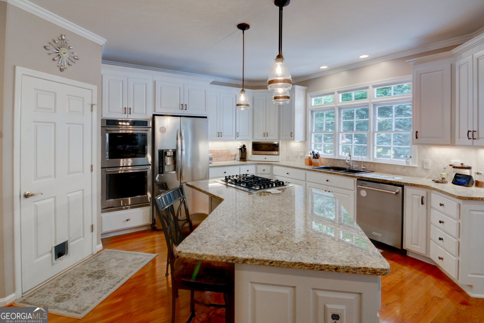 5344 CHAVERSHAM Lane Peachtree Corners - 10