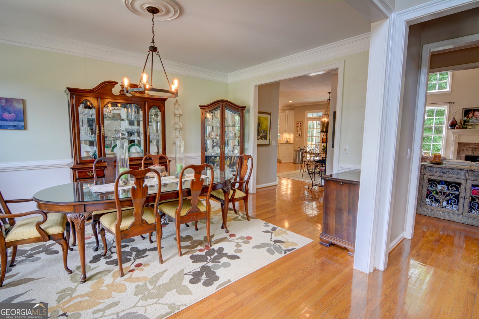 5344 CHAVERSHAM Lane Peachtree Corners - 3