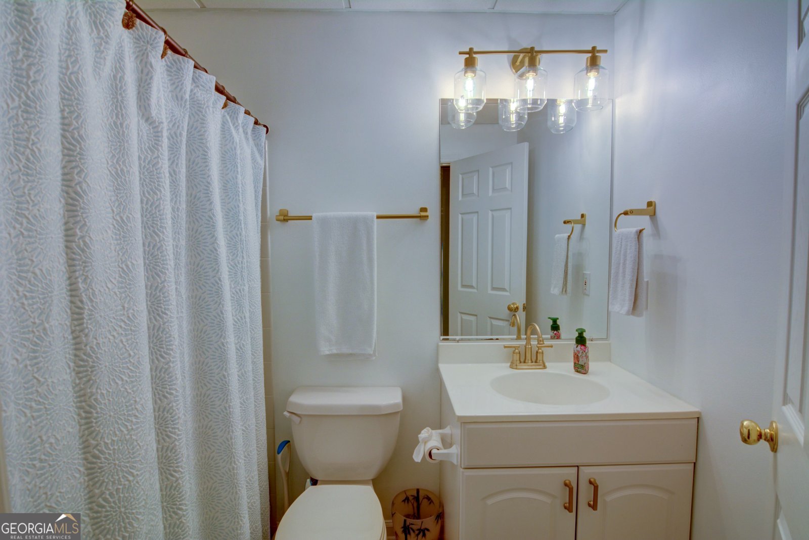 5344 CHAVERSHAM Lane Peachtree Corners - 46