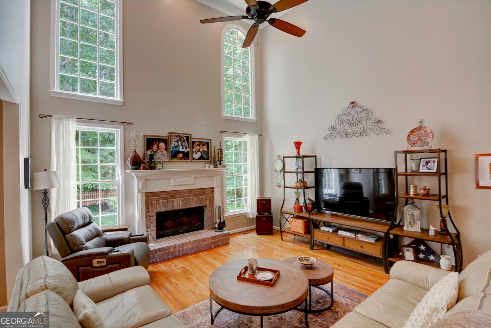 5344 CHAVERSHAM Lane Peachtree Corners - 6