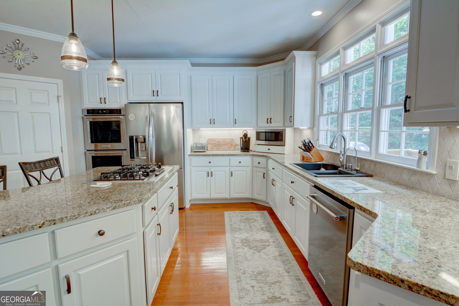 5344 CHAVERSHAM Lane Peachtree Corners - 9