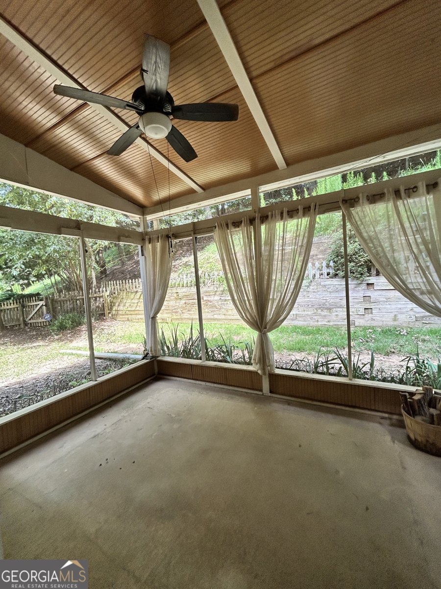 1038 ISLAND VIEW Court Buford - 11