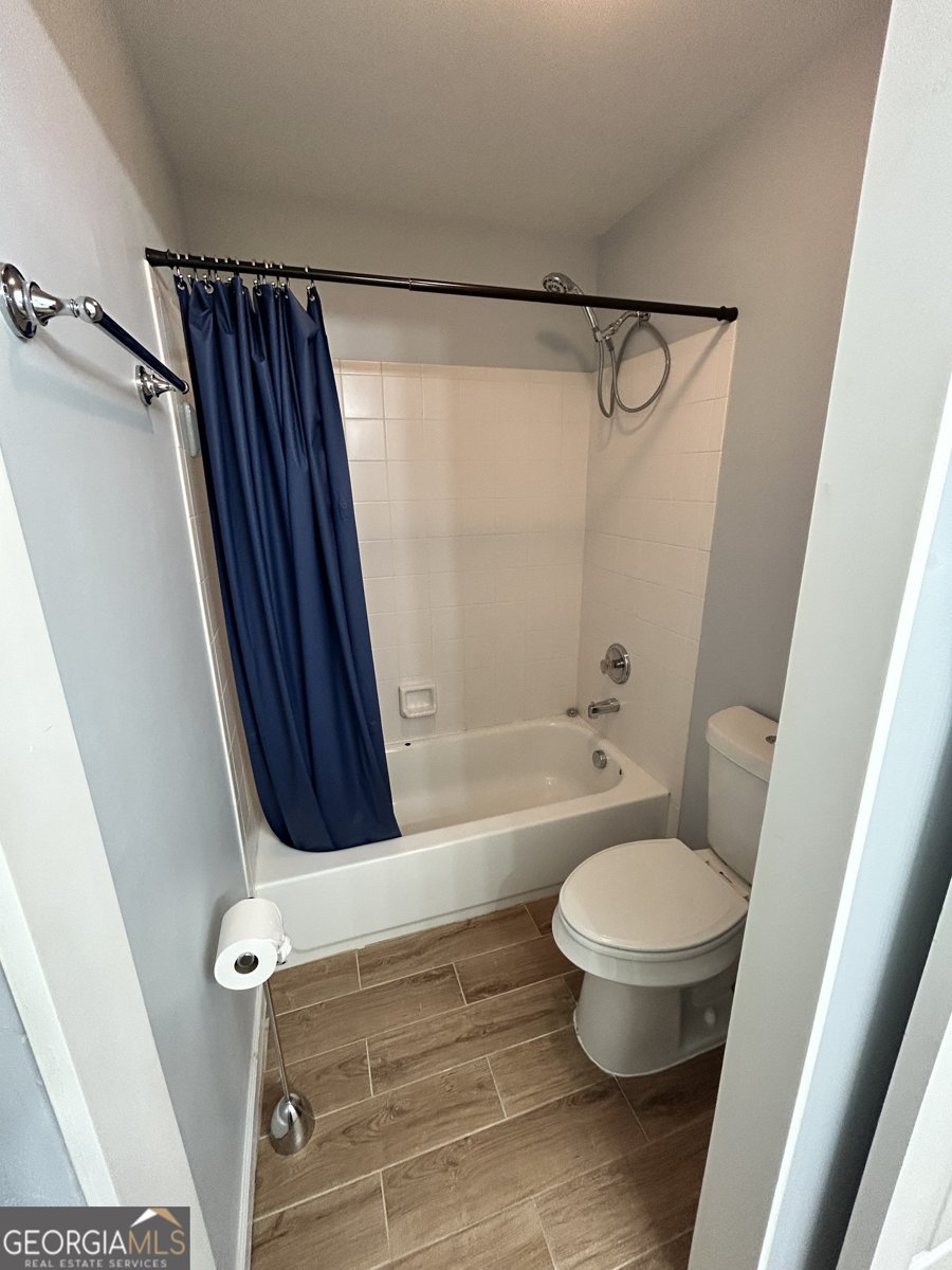 1038 ISLAND VIEW Court Buford - 23