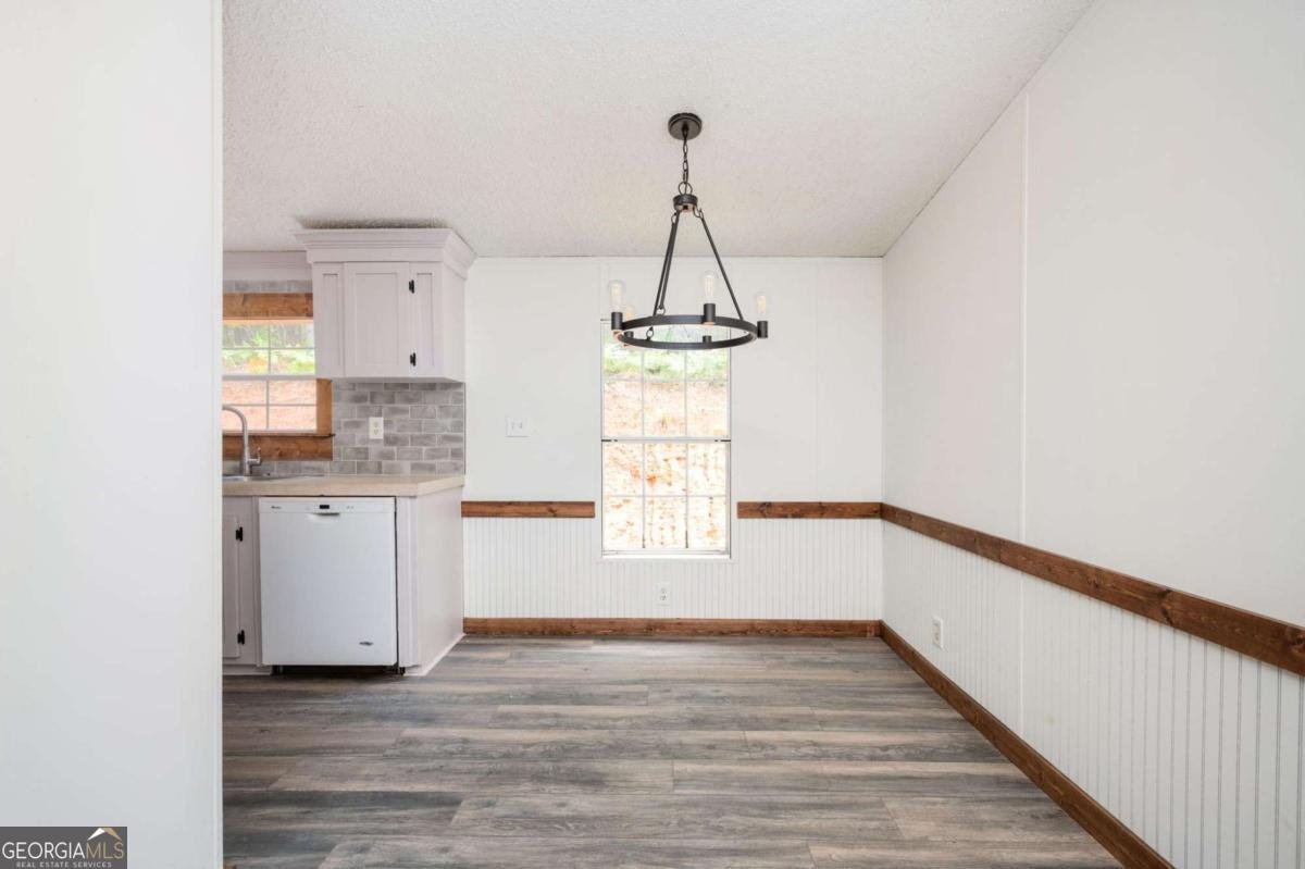 13675 Highway 53 Fairmount - 18