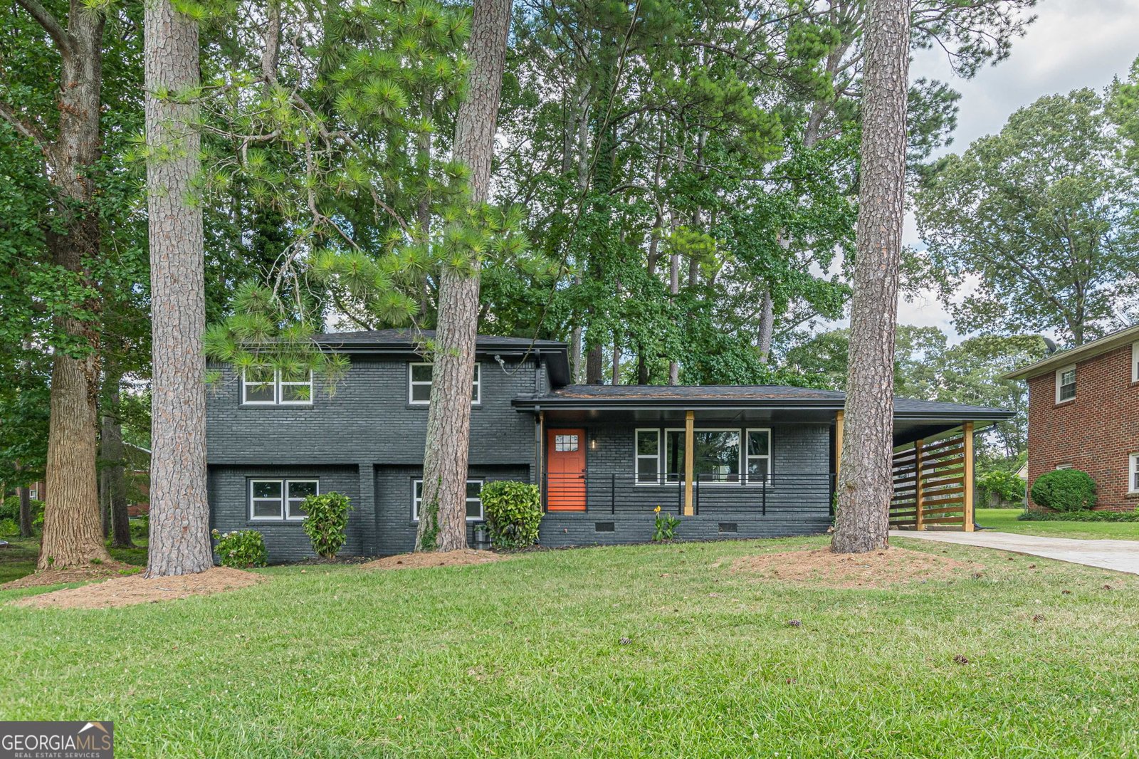 2352 GLENDALE Drive Decatur - 1