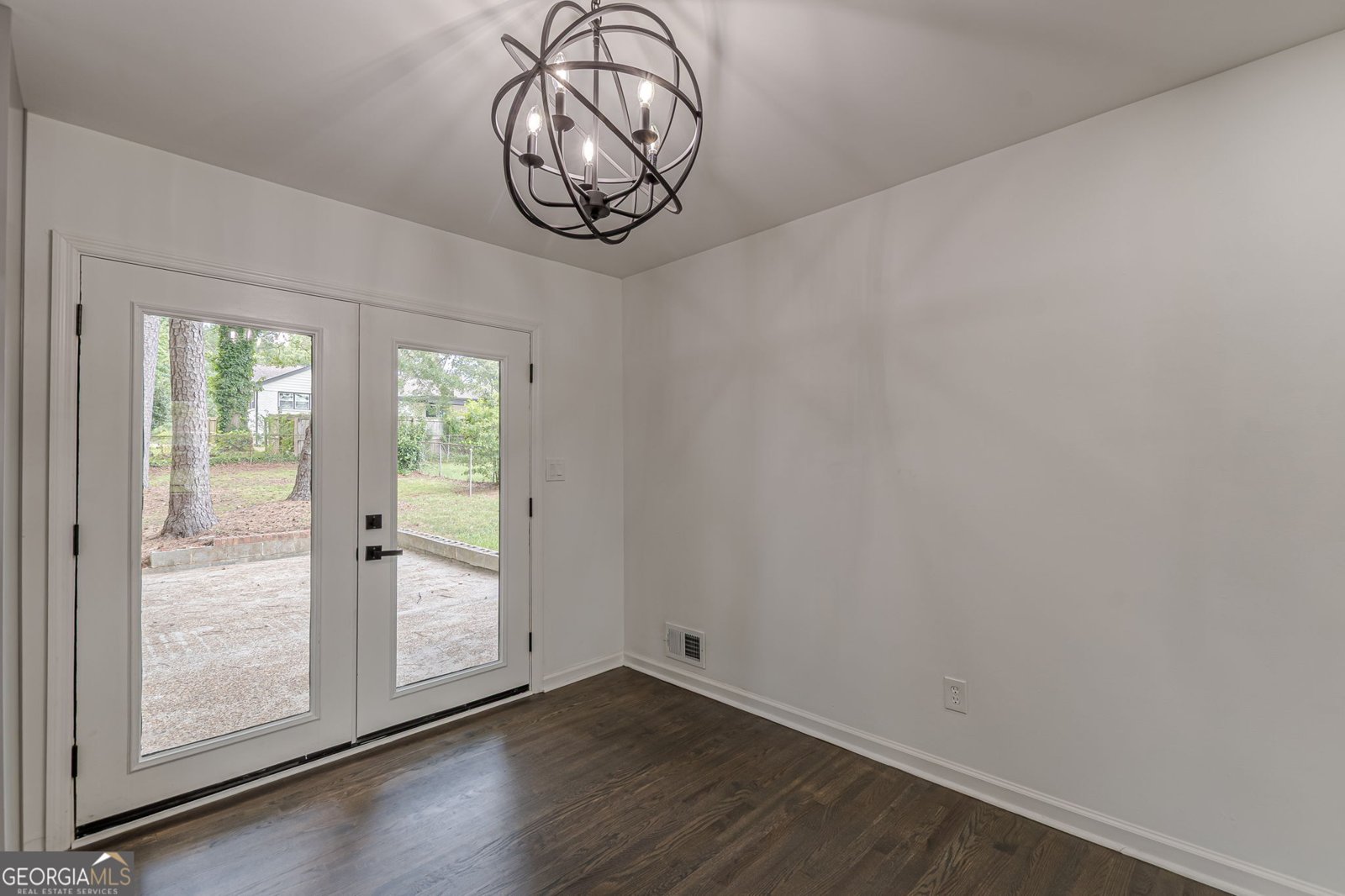 2352 GLENDALE Drive Decatur - 11