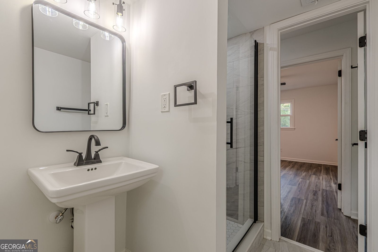2352 GLENDALE Drive Decatur - 36