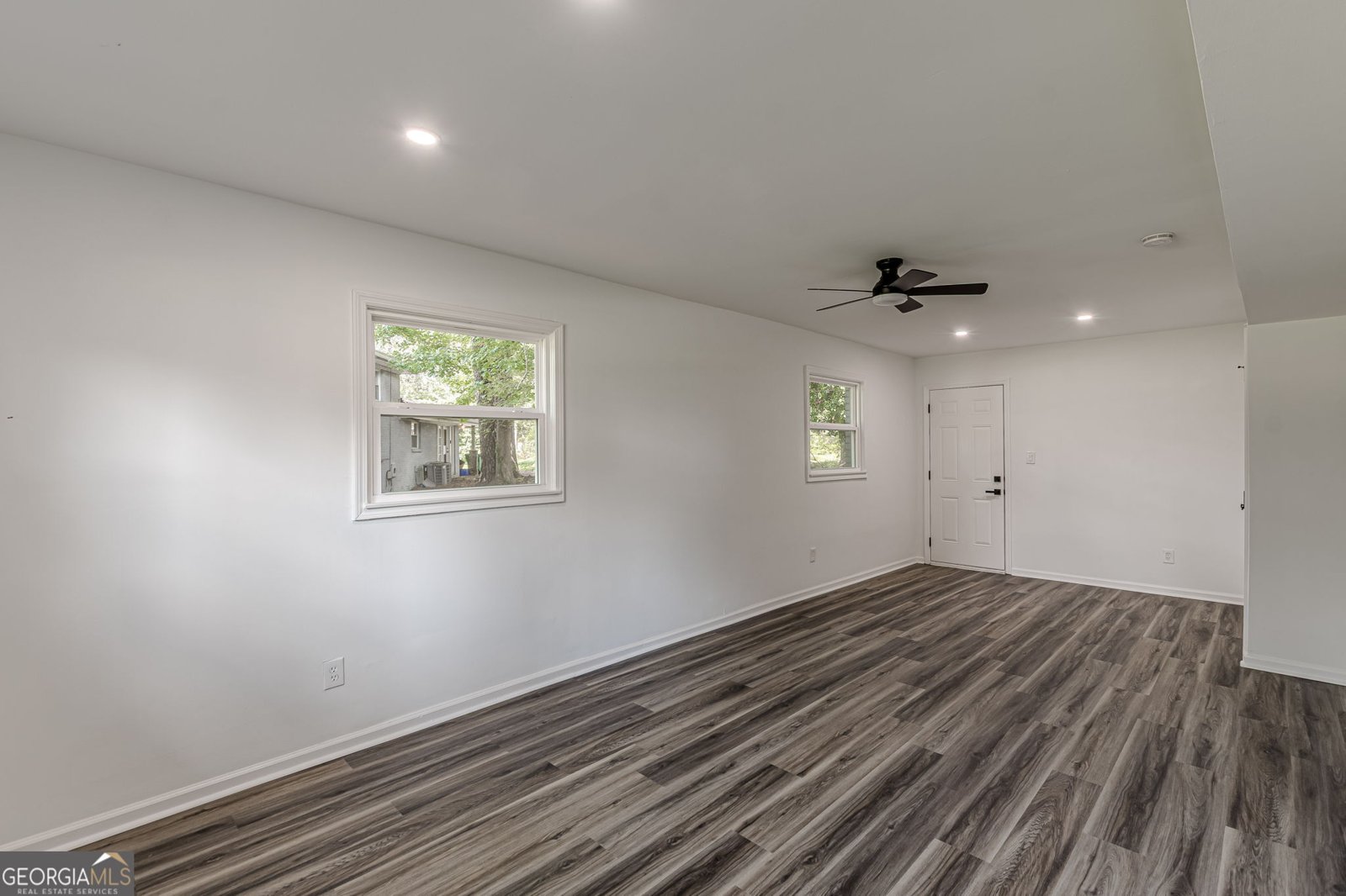 2352 GLENDALE Drive Decatur - 39