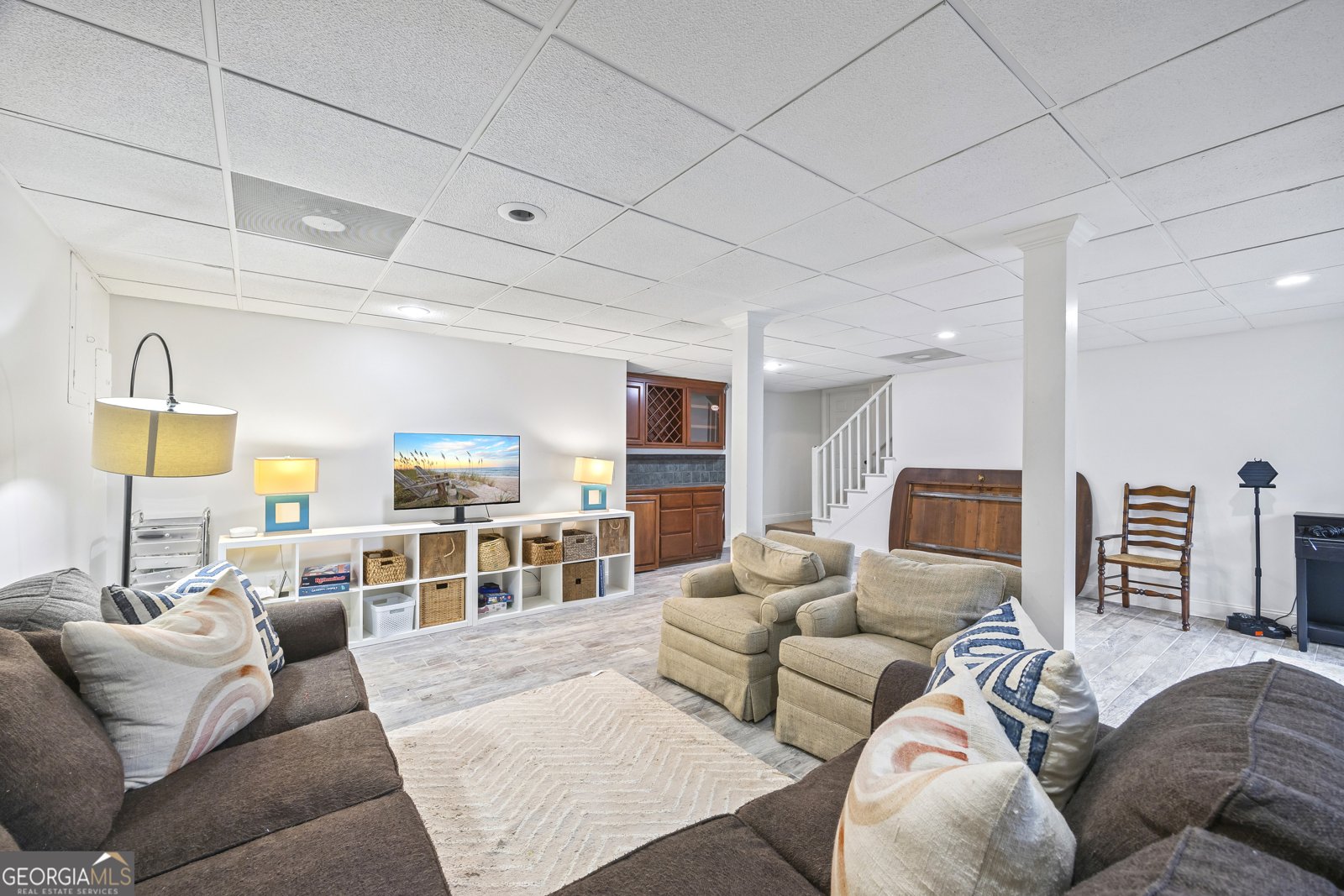 925 Parkhill Place Gainesville - 24