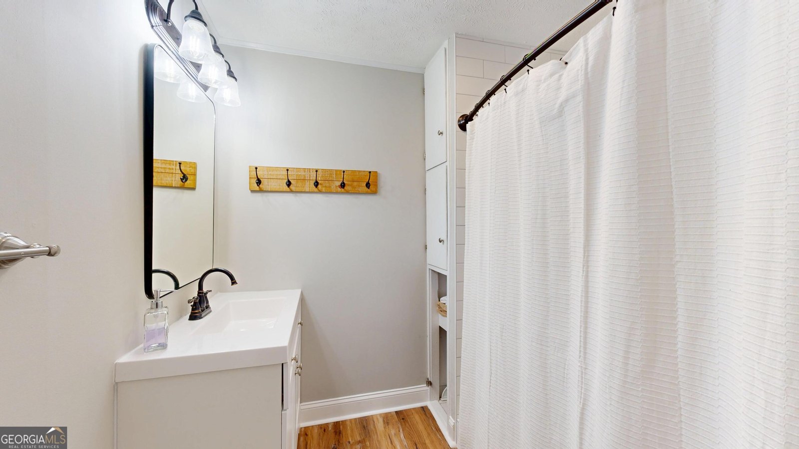 1437 18th Street Columbus - 18