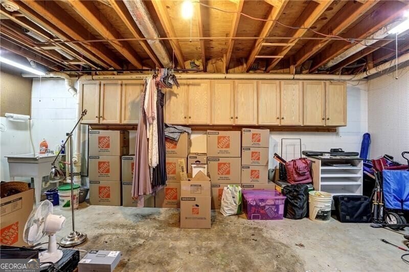 1361 Chatley Way Woodstock - 34