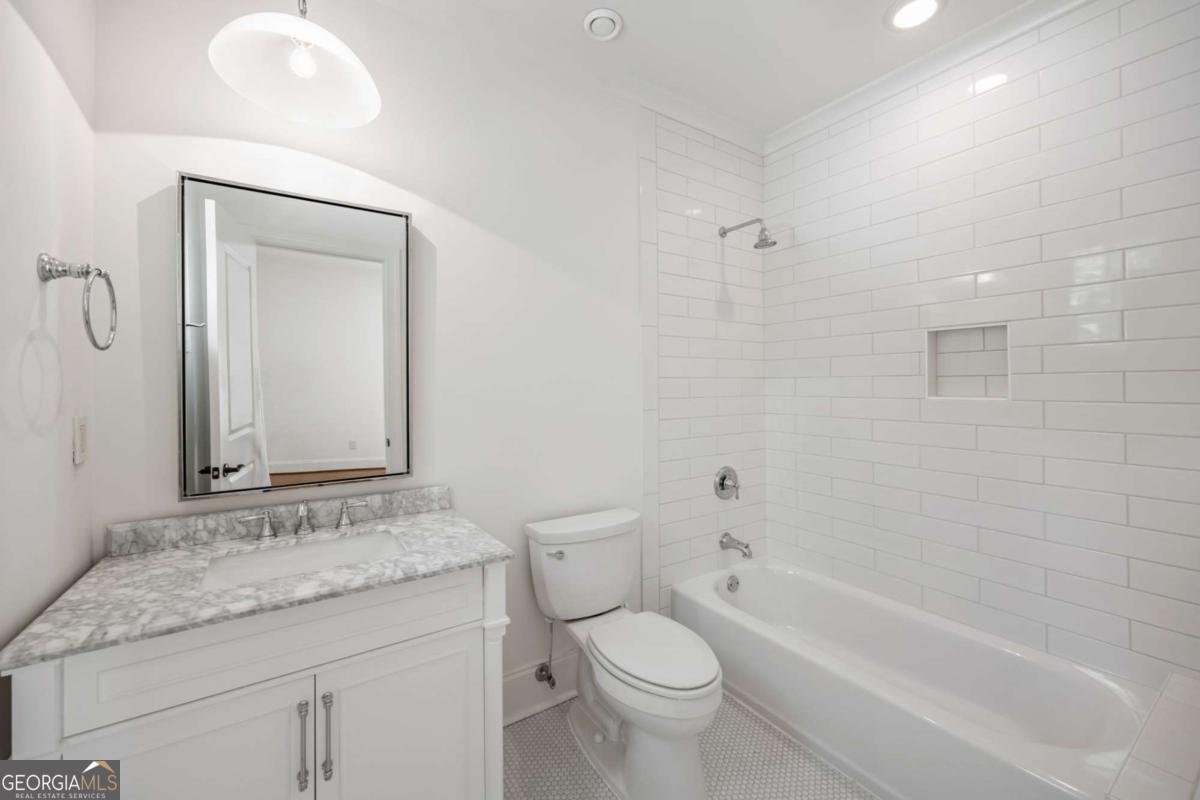 9179 Selborne Lane Chattahoochee Hills - 23