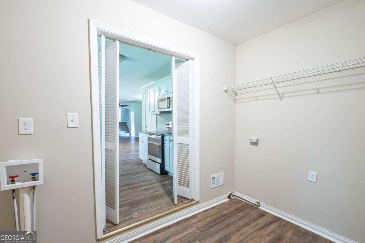 3030 Golden Drive Atlanta - 40