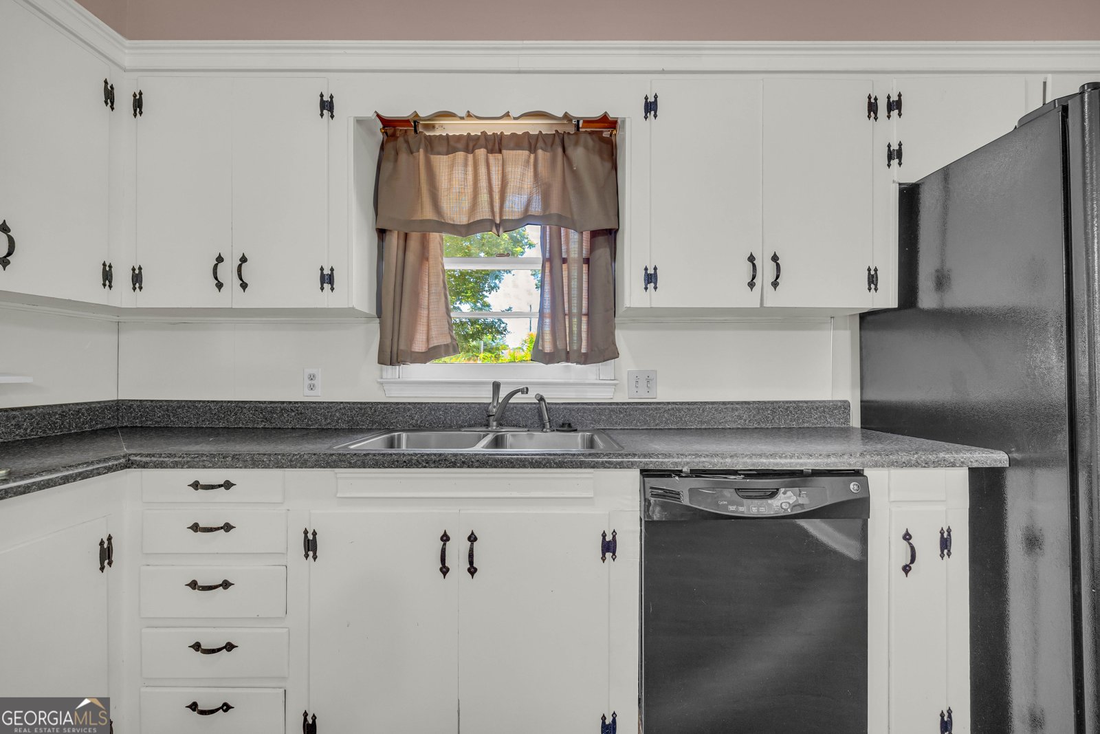511 Ridgecrest Drive Elberton - 19