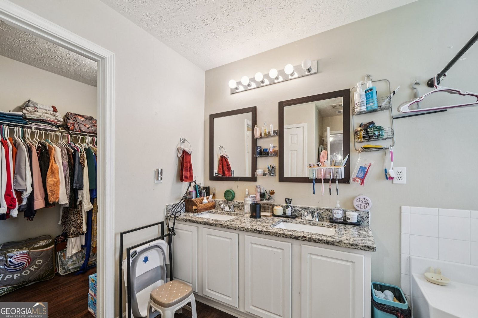 876 Ashton Oak Circle Stone Mountain - 4