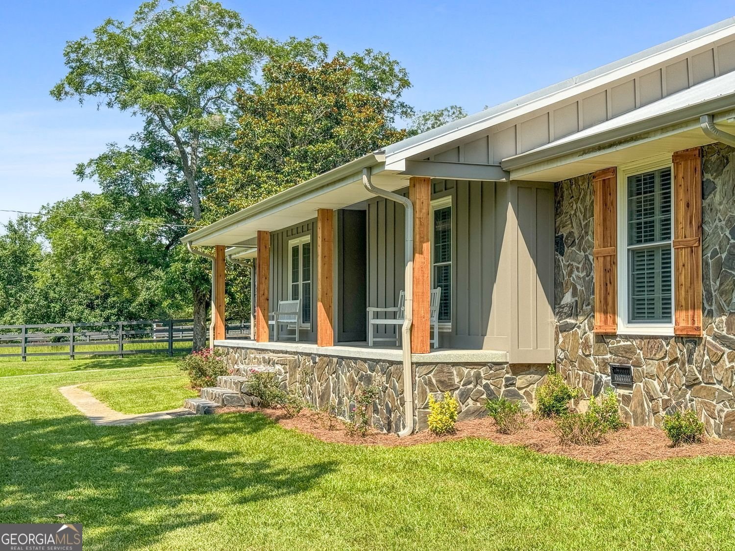 8272 Old Zebulon Road Molena - 15