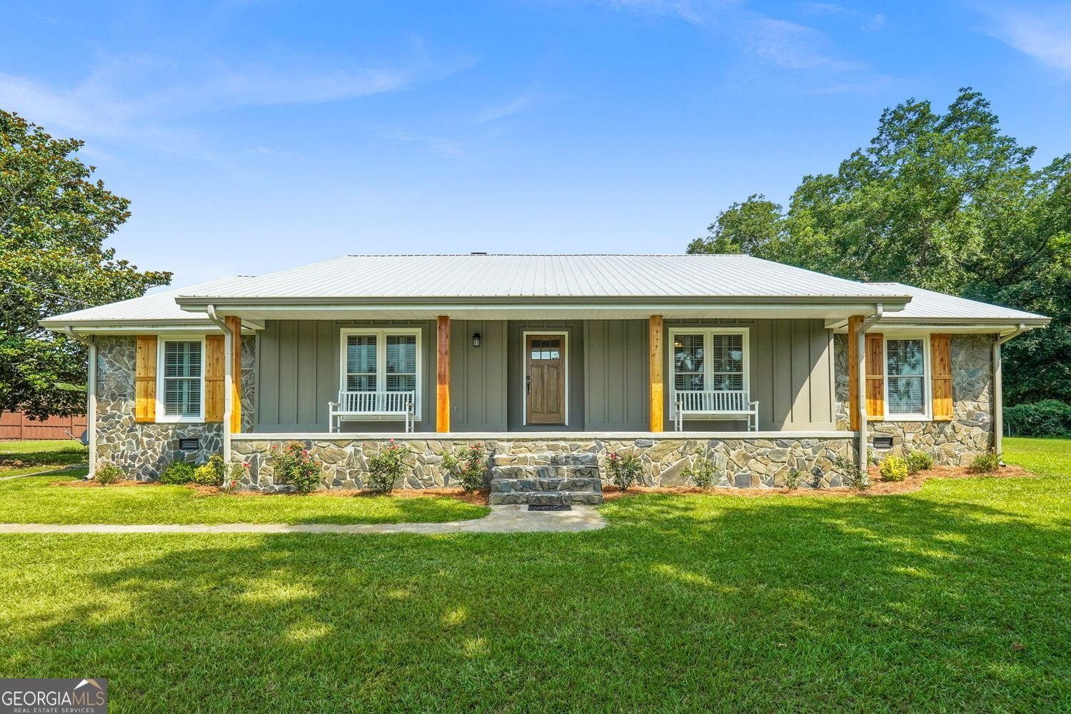8272 Old Zebulon Road Molena - 3