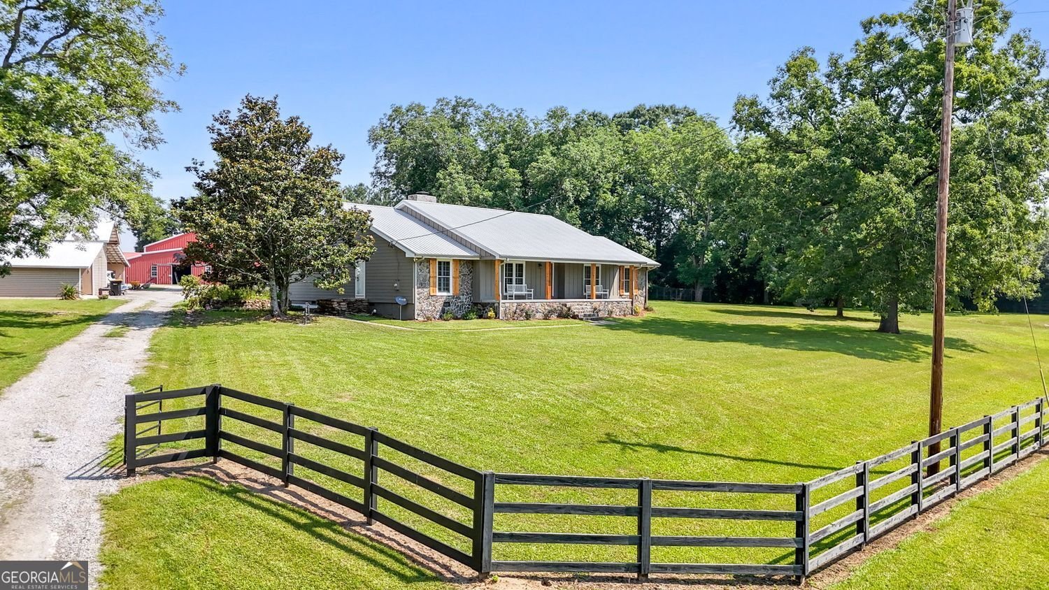 8272 Old Zebulon Road Molena - 4