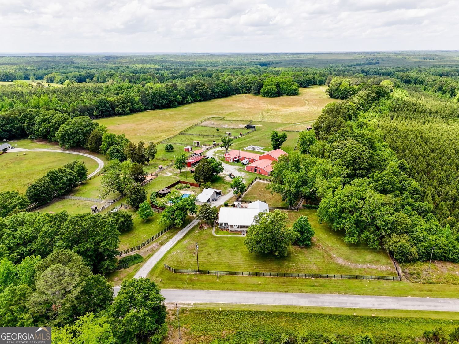 8272 Old Zebulon Road Molena - 37