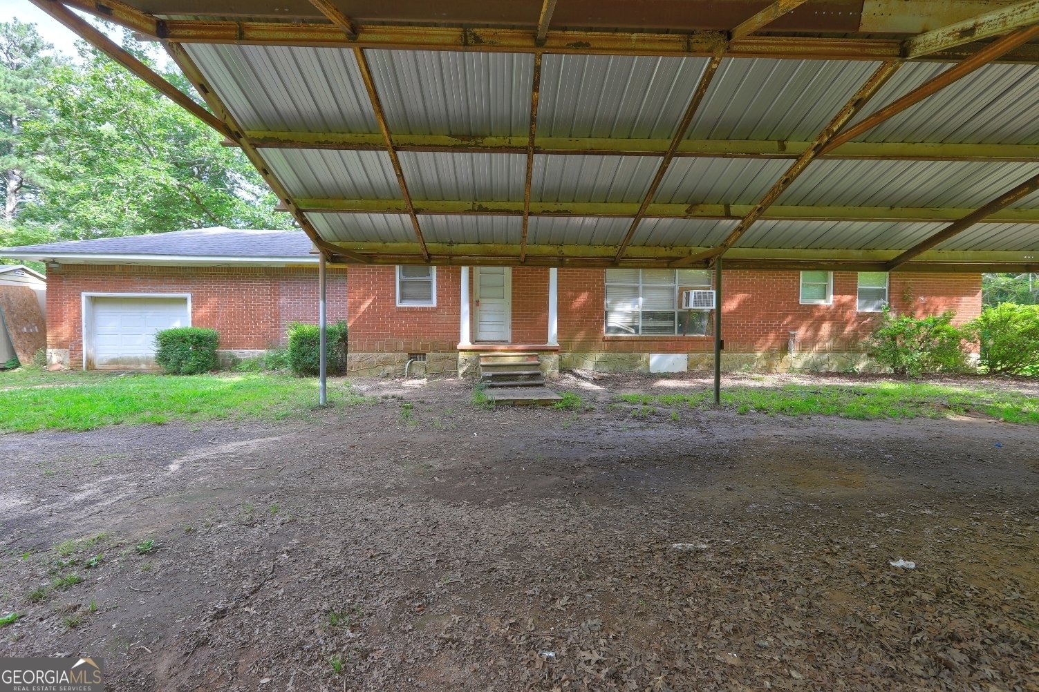 2742 Highway 20 Hampton - 35
