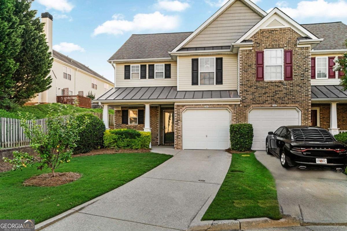 303 Fox Overlook Woodstock - 1