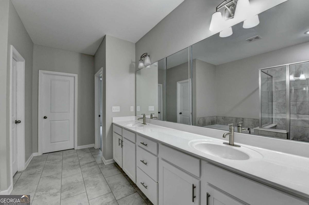 315 DUVAL Drive Alpharetta - 35