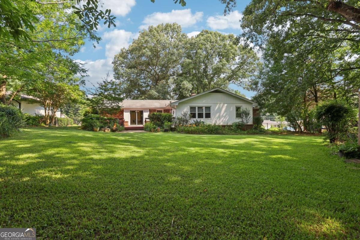 5623 Crestwood Drive Stone Mountain - 28