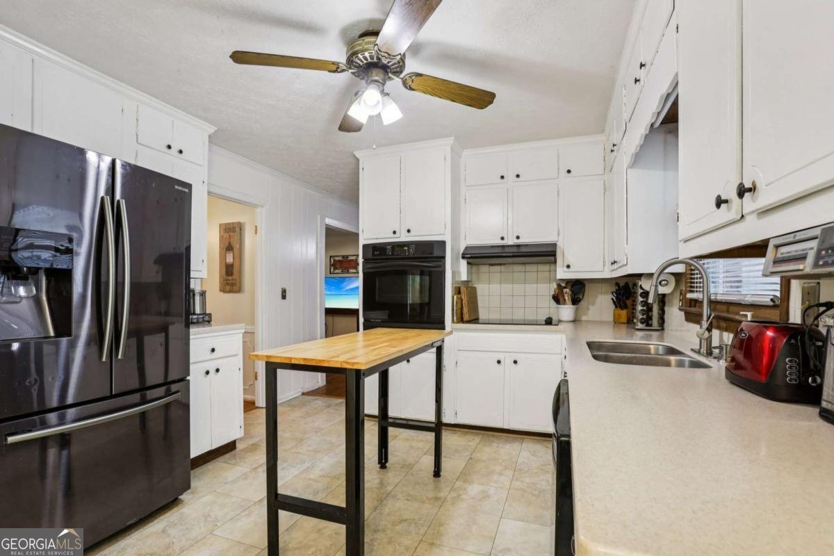 5623 Crestwood Drive Stone Mountain - 9