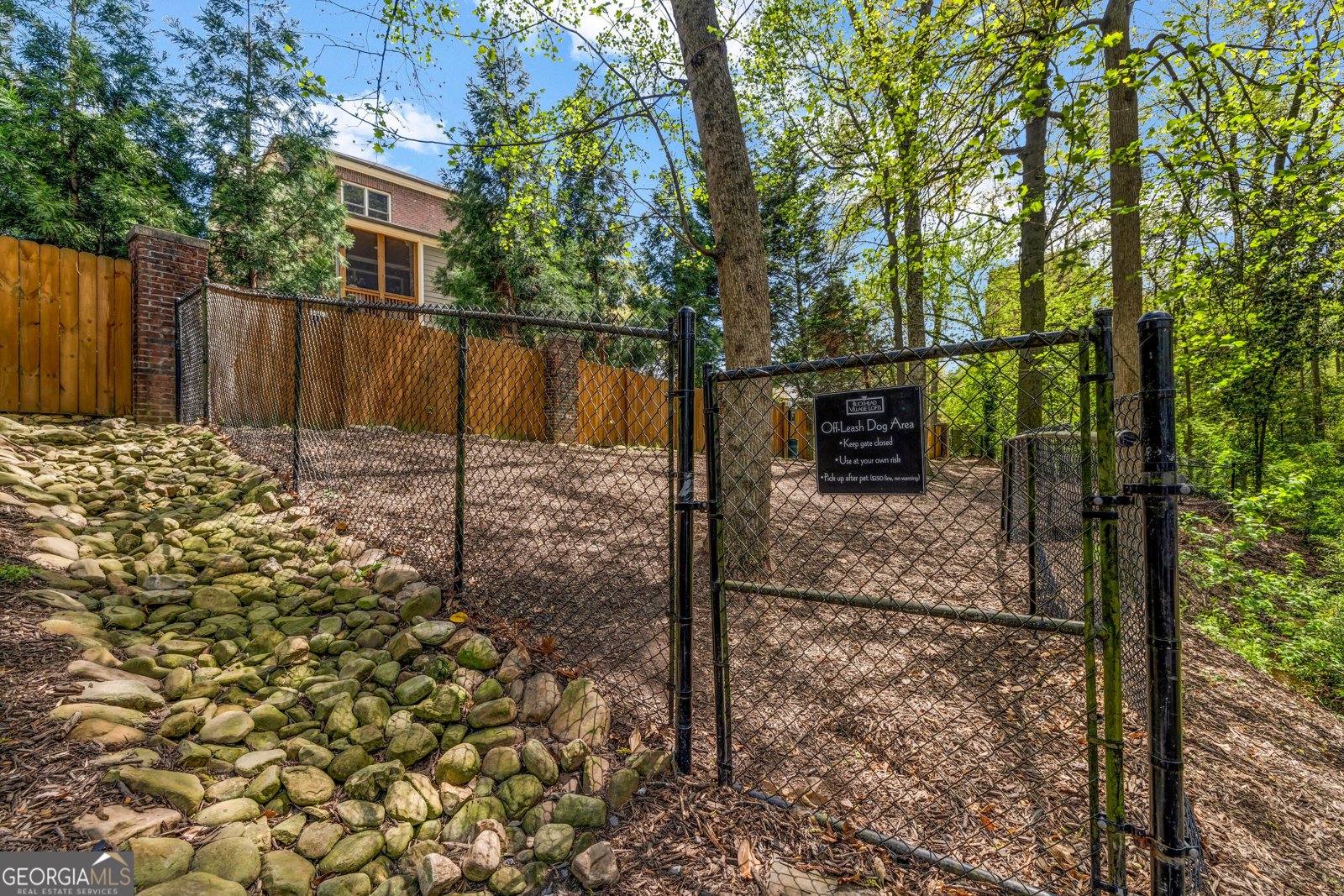 3235 Roswell Road NE Atlanta - 32