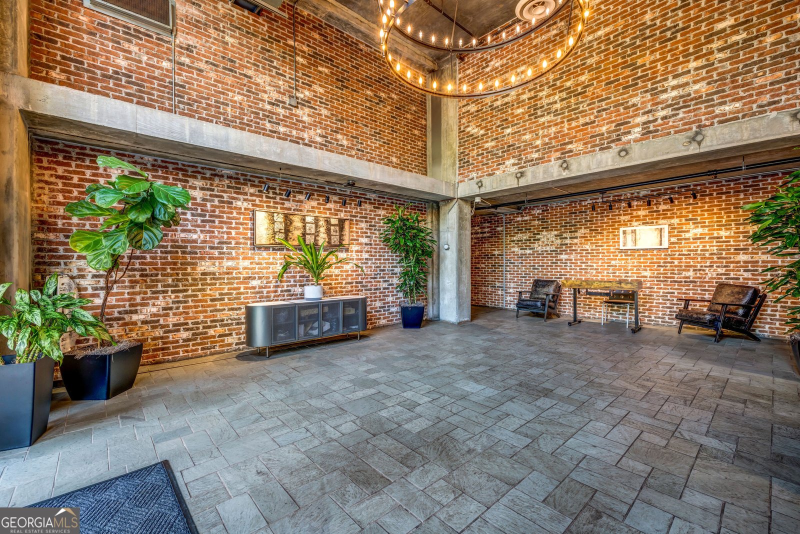 3235 Roswell Road NE Atlanta - 37