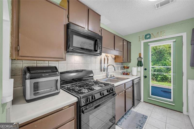 6178 Field Stone Douglasville - 2
