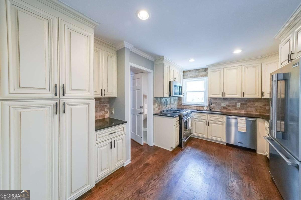 9805 Buice Road Alpharetta - 13