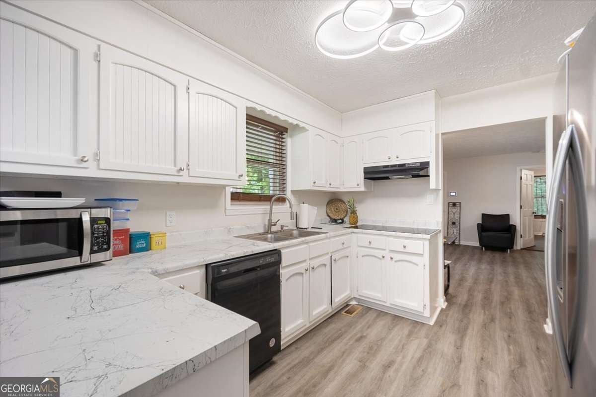 6372 Valley Dale Drive Riverdale - 4