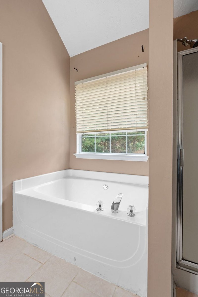 625 Chaseridge Drive McDonough - 24