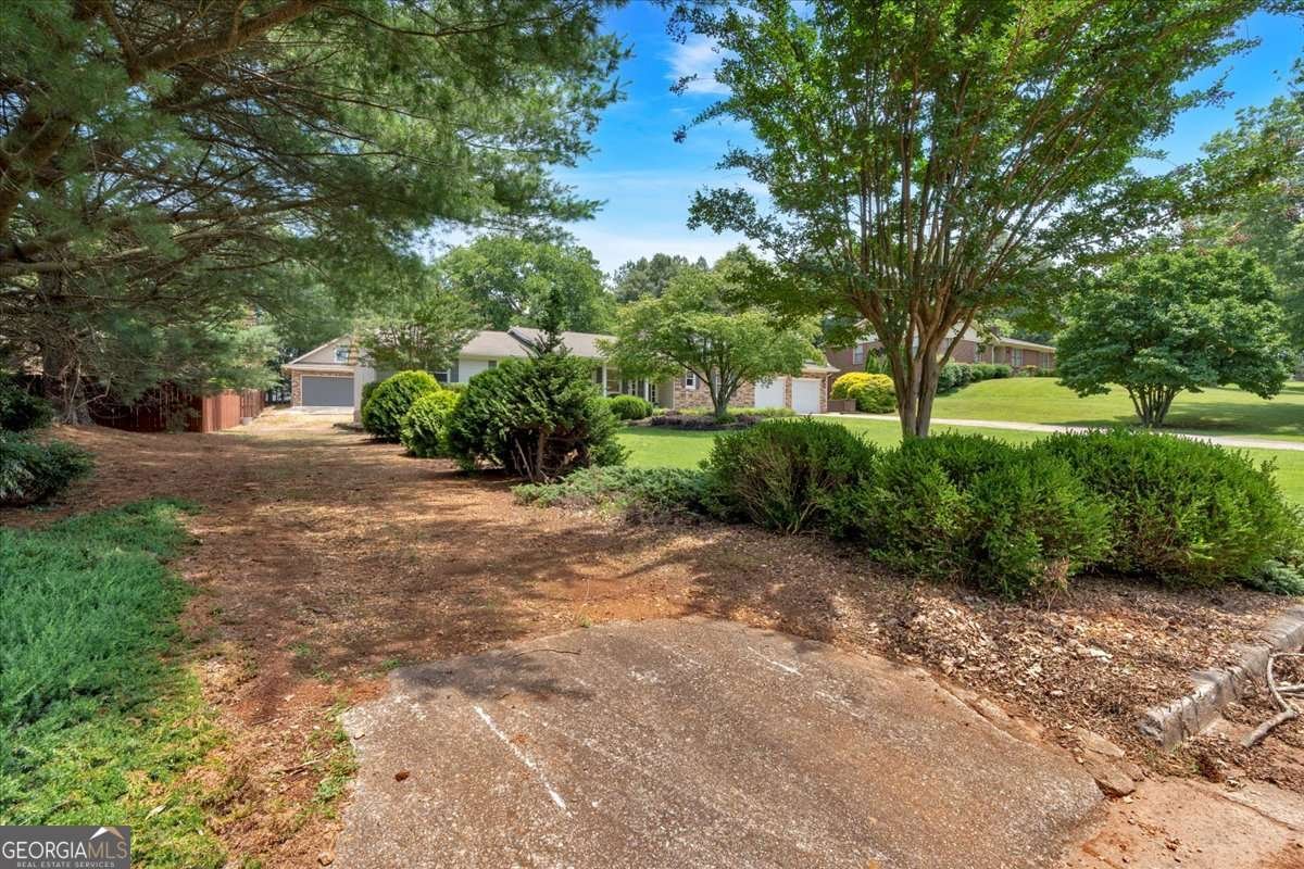 6 ALPINE Drive Cartersville - 40