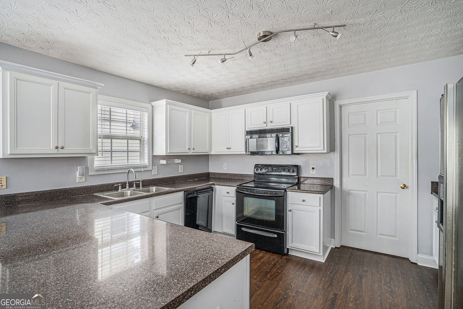 201 Providence Drive Dallas - 11