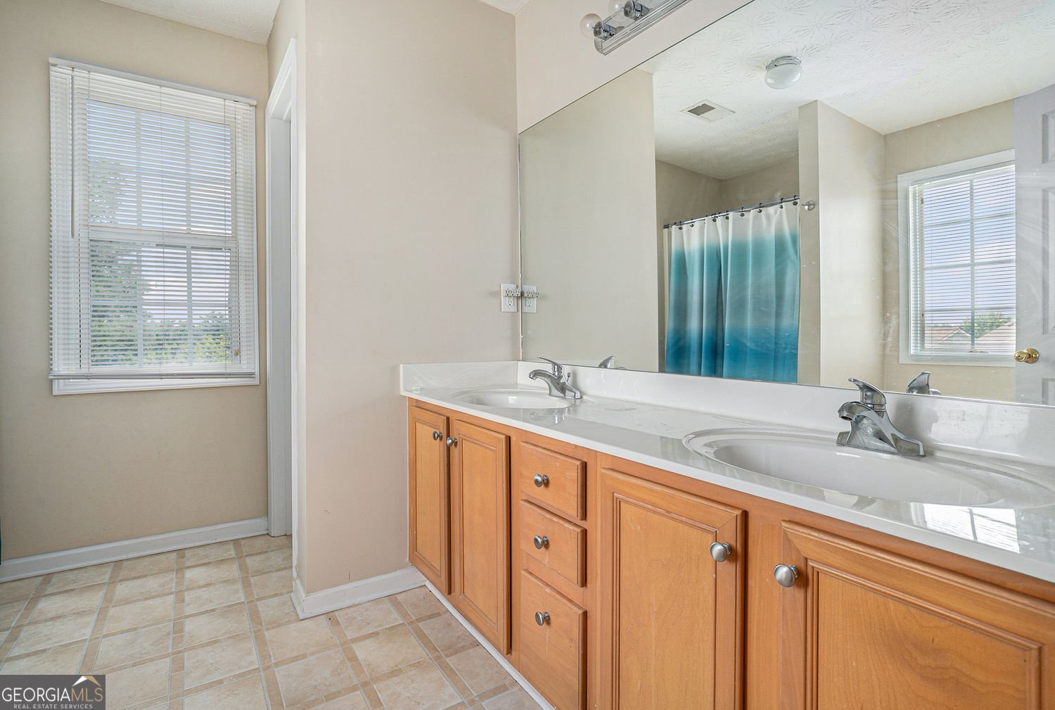 201 Providence Drive Dallas - 16