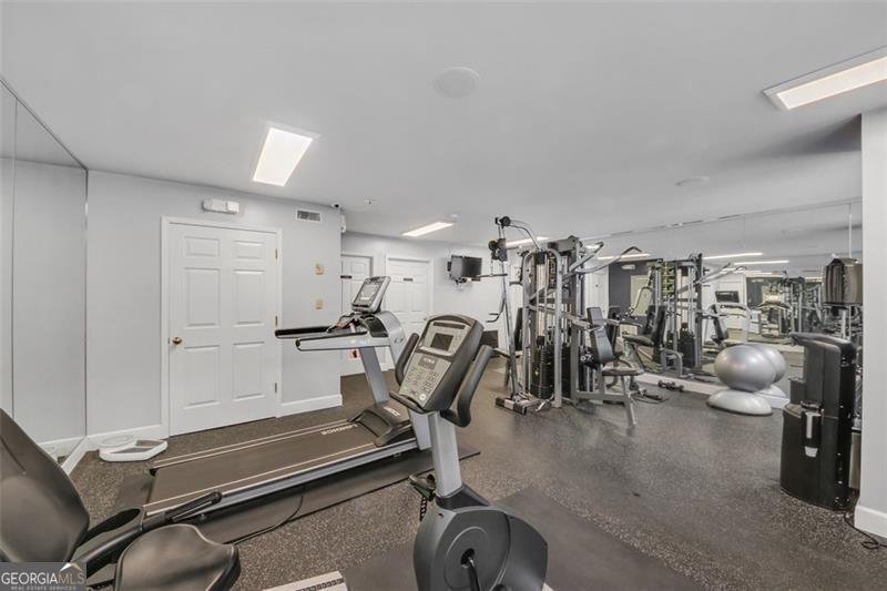 2865 LENOX Road Atlanta - 24