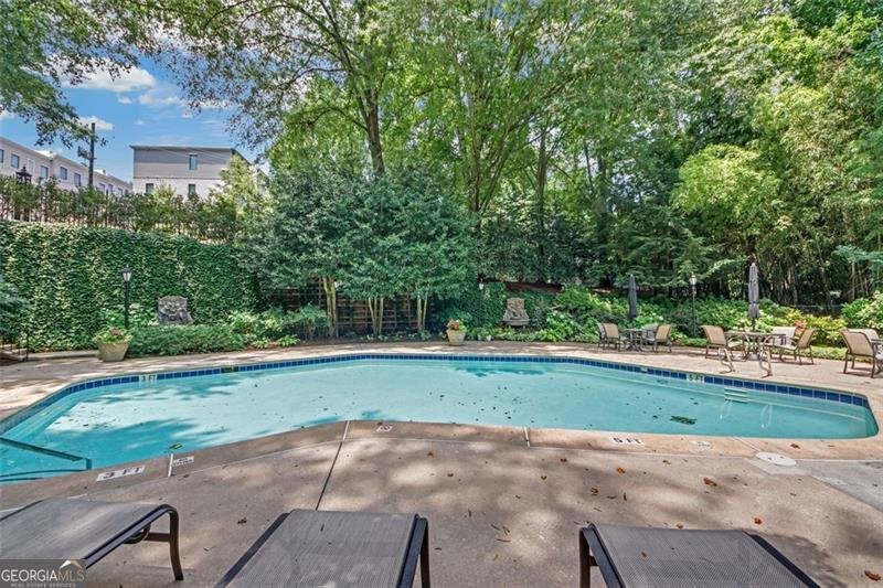 2865 LENOX Road Atlanta - 25