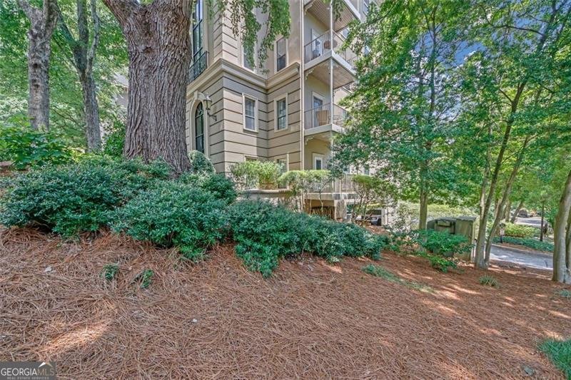 2865 LENOX Road Atlanta - 32